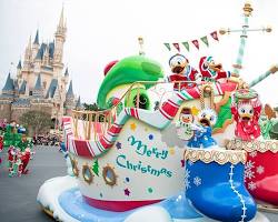 東京ディズニーリゾートのクリスマスの画像