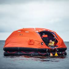 Self-Righting Throwover Liferafts | Survitec