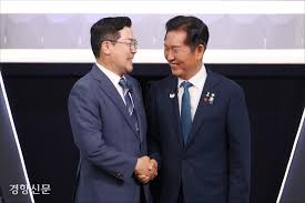 경향신문 - News update