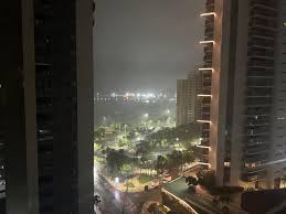 Madrugada de chuva e ventos fortes muda cenário em Fortaleza e Região Metropolitana