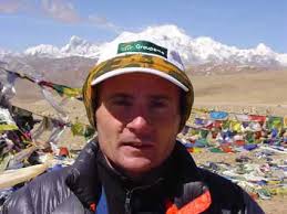 Hi EverestNews.com, Jean-Christophe thus remained at the base camp in order to rest as forecasted. - jcl-0414JC au Lalung La pass