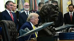 President announces plan to build 'Trump Promenade' on Lincoln Memorial