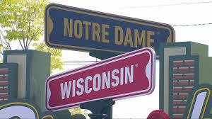 Lambeau Field "awe-inspiring" to Notre Dame fans, Badgers fans excited for premier matchup — WLUK