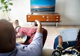 Watching too much TV among 40-60 year olds linked to smaller brain structures later in life