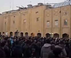 اعتراضات پراکنده صنفی برخی از کسبه در خیابان‌های احمدآباد، مدرس و بازار رضای مشهد