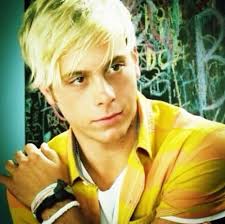 Znalezione obrazy dla zapytania riker lynch