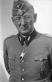 Gerichtsherr SS-General <b>Max Simon</b> ließ die Brettheimer Zivilisten hinrichten - Brettheim-Simon-Brustbild-Bundesarchiv