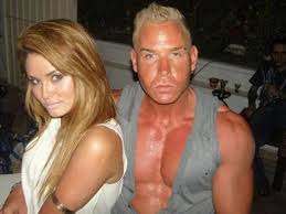 Résultat de recherche d'images pour "douchebag"