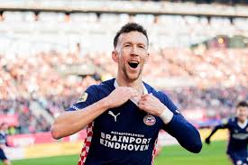 10-man PSV stage comeback in Utrecht to claim record-breaking away win