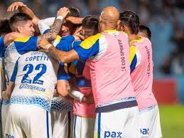 Con Di María en el banco, Rosario Central visita a Universidad Central buscando dar otro paso hacia los octavos