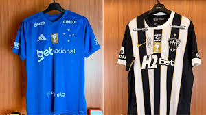 Camisas de Kaio Jorge e Hulk em Cruzeiro x Atlético vão a leilão beneficente; saiba como participar