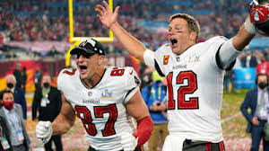 Rob Gronkowski Reflects on 2020 Buccaneers as Best Skill-Set Team