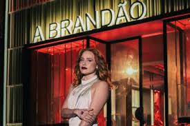 Quem Ama Cuida: Adriana prova inocência com laudo e ameaça fortuna dos Brandão