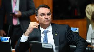 salário