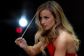 'Posti di padre in figlio' alla Fenice, nuova polemica su Beatrice Venezi