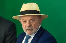 Lula promete novo tratamento a banqueiros que foram a jantar com Flávio Bolsonaro