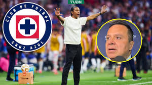 Última llamada de Cruz Azul para Joel Huiqui