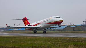 Hasil carian imej untuk 国产首架喷气式支线客机ARJ21成功完成商业首航