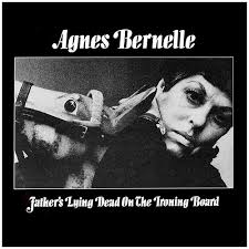 Her father was Rudolf Bernauer, an Austrian librettist and theatrical entrepreneur. Agnes and her family fled Germany in 1936 and moved to England. - Agnes-Bernelle