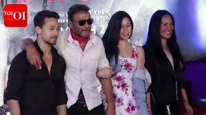 Krishna Shroff recalls mom Ayesha leaving affluent life to live in a chawl with Jackie Shroff: 'We had su