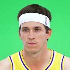 Austin Reaves News: Puts up 15 points in return