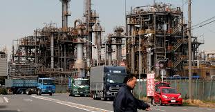 Japan's Economic Activity Sees Decline in Manufacturing and Services