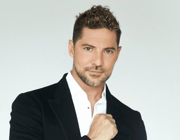 DAVID BISBAL - Bizarro Live Entertainment