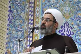 رجل دِين إيراني: إذا هاجموا بندر عباس فسنضرب البحرين والكويت والإمارات