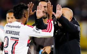 Flamengo tira vantagem de elenco robusto em sequência decisiva