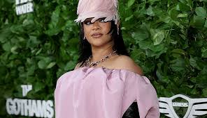 Rihanna makes history again by breaking RIAA singles certification record