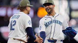 Padres vs. Mariners same-game parlay for Sunday Night Baseball matchup on May 17 from proven MLB expert
