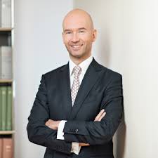 ¡Cuidado! Tu Coaching Online Podría Ser Ilegal: Lo Que Debes Saber - Imagen principal del artículo