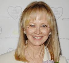 Shelley Long Net Worth - shelley-long-03