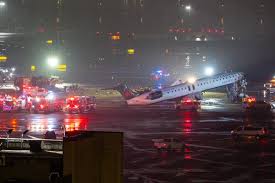 Live Updates: 2 Pilots Dead at LaGuardia Airport After Air Canada Express Plane Collides With Truck