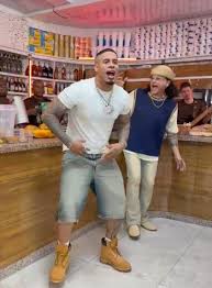 Realizan grabación de Elvis Crespo en la Zona Colonial