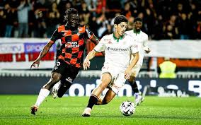 Meïté de retour dans le onze, Cho à la place de Wahi en attaque, les compositions d'équipes probables de Nice - Lorient