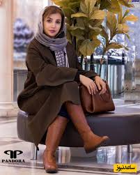 سلفی زیبای شبنم قلی خانی و همکاران جذابش در پشت صحنه