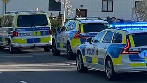 Skadad man hittad utomhus i Vellinge