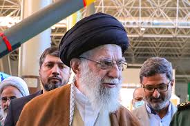 علی خامنه‌ای: برد موشک‌های ما به آمریکا ارتباطی ندارد