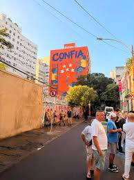 Prefeitura do Rio multa Betano em quase R$ 200 mil por painel publicitário irregular na Lapa