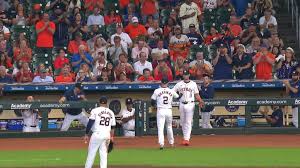 Alex Bregman exits game, gets standing ovation