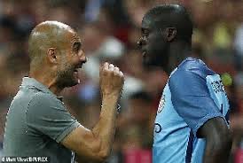 Yaya Touré Arremete Contra Guardiola: "¡Lo Veo Como una Serpiente!"