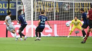 Inter stunned by Udinese, defiant Vlahovic decisive for Juve