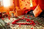 Gorgeous Flowers Bridal First Night Bedroom Decoration Ideas