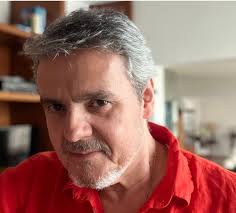Cassio Gabus Mendes fala da volta às novelas em 'A nobreza do amor' e do casamento com Lídia Brondi