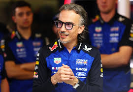 Chefe da Red Bull encerra polêmica sobre Lambiase na McLaren: “Não é da minha conta”