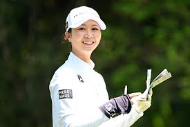 「まだまだチャンスはある」金澤志奈が2位浮上 最終組で3打差逆転へ（ゴルフのニュース）