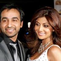 Shilpa &amp; Raj&#39;s wedding date out! Headlines Today April 23, 2009 | UPDATED 19:43 IST. Shilpa and Raj Kundra will wed in 2010 and it&#39;s their mommies&#39; verdict! - 090423031858_SHILPA