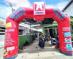 Gambar Balon gapura menandai pintu masuk area acara