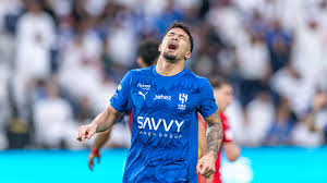 هل يكررها الهلال؟.. قصة فريق وحيد خسر الدوري السعودي دون التعرض لأي هزيمة